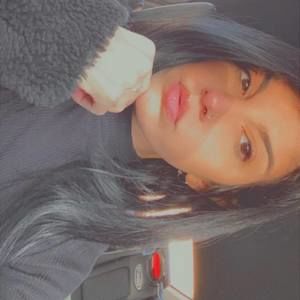 Meet your Posher, Marissa